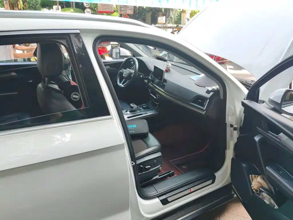 Audi Q5L — миниатюра 20