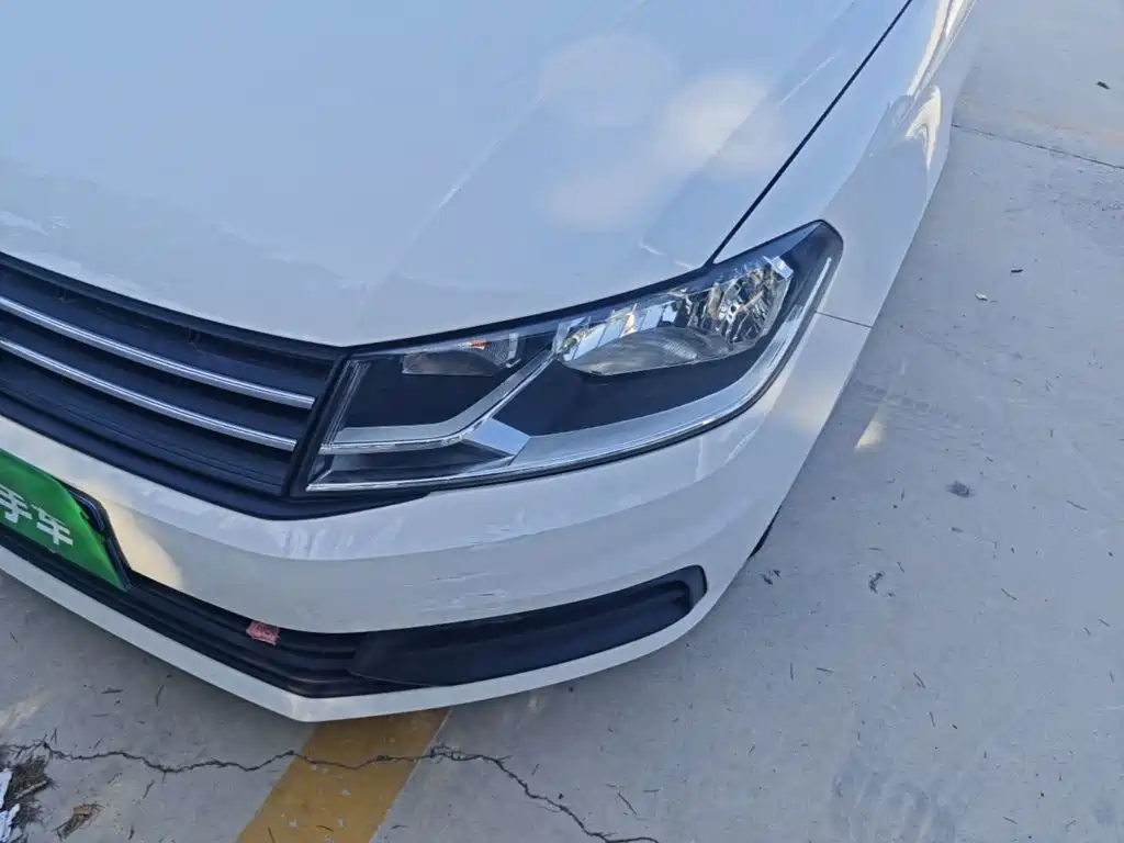 Volkswagen Santana — миниатюра 24