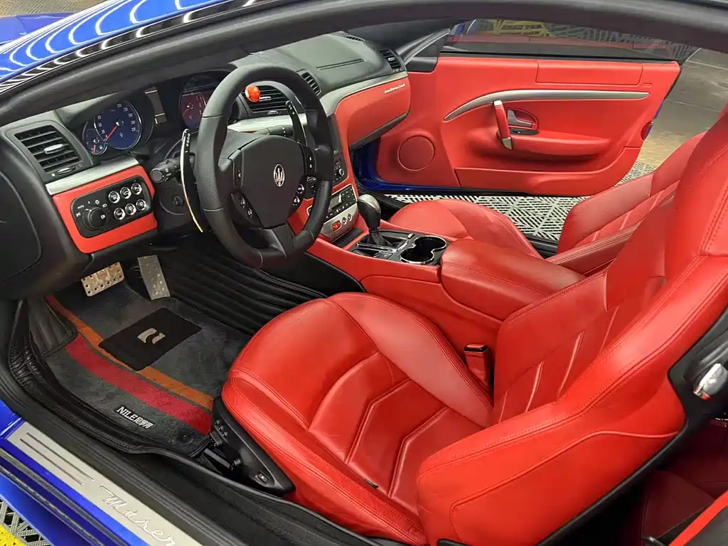 Maserati GranTurismo — миниатюра 6