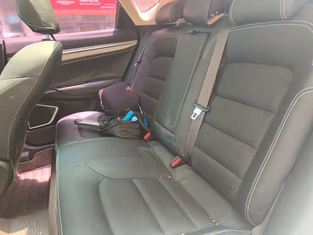 Geely Emgrand GS — миниатюра 18