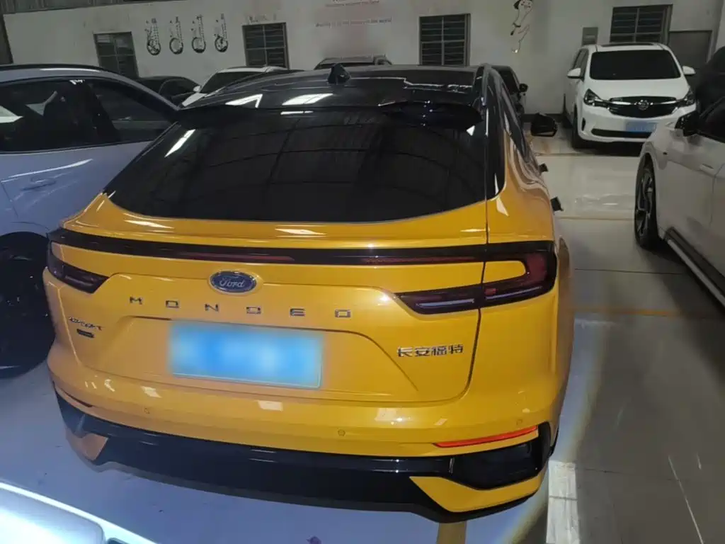Ford Mondeo — миниатюра 6