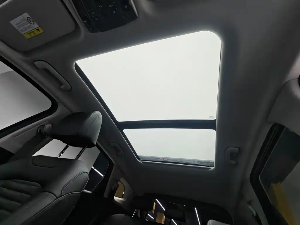 Kia Sportage — миниатюра 14