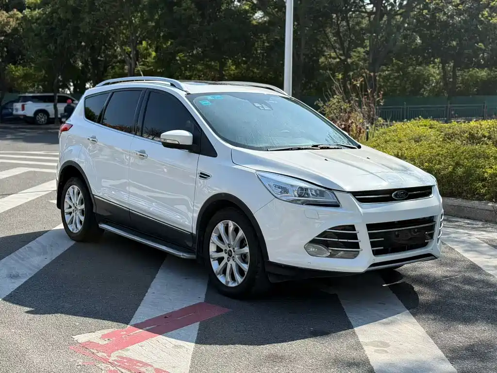 Ford Kuga 2014