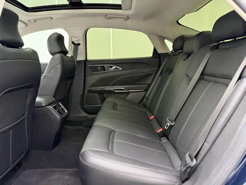 Ford Taurus — миниатюра 8