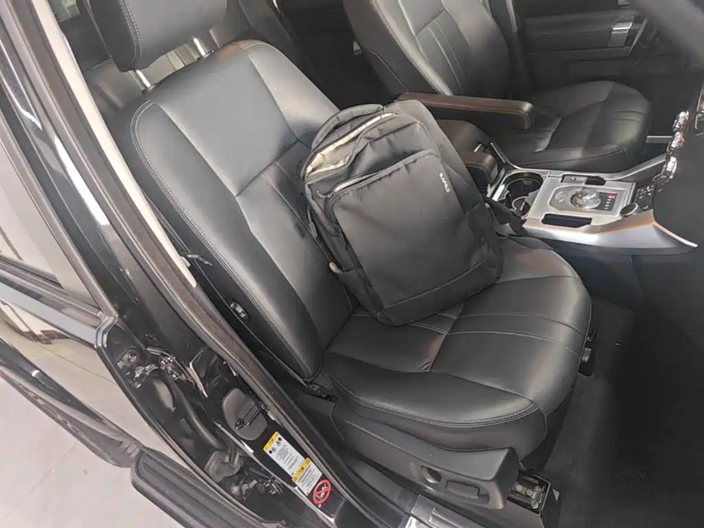 Land Rover Discovery — миниатюра 25