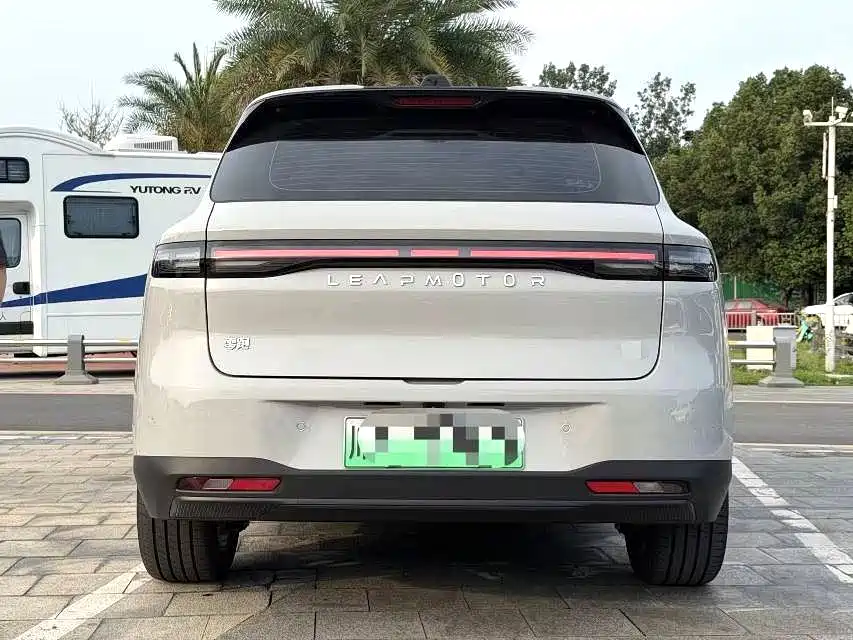 Leapmotor B10 2025 600
