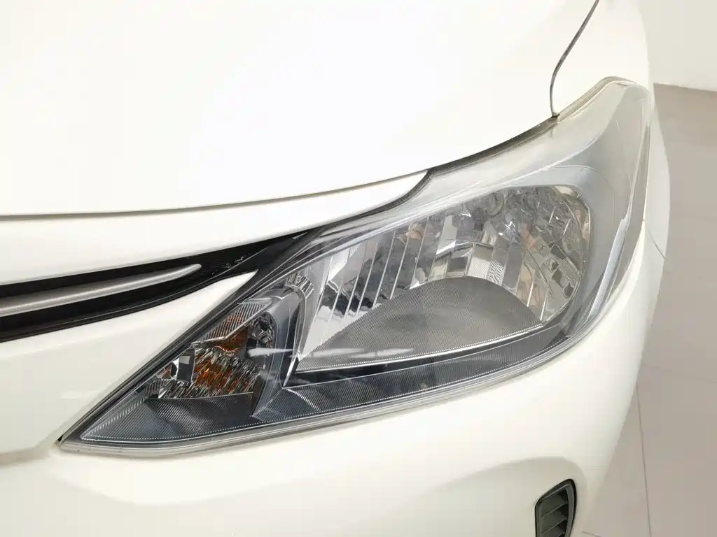Toyota Vios FS — миниатюра 7