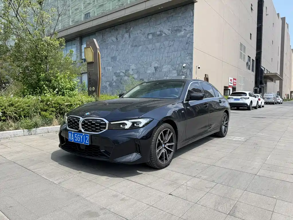 BMW 3 Series 2025