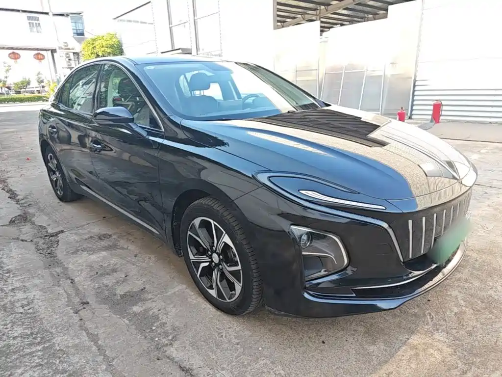 Hongqi Hongqi E-QM5 — миниатюра 4