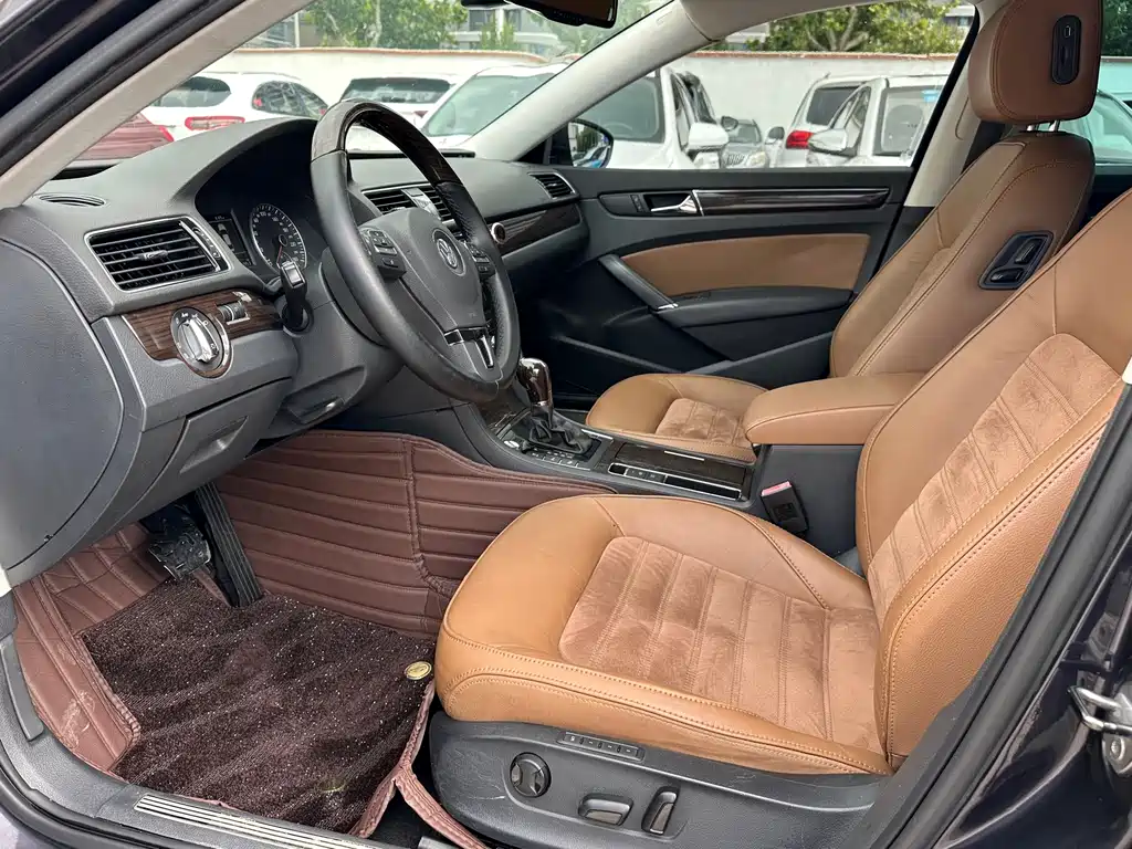 Volkswagen Passat — миниатюра 4