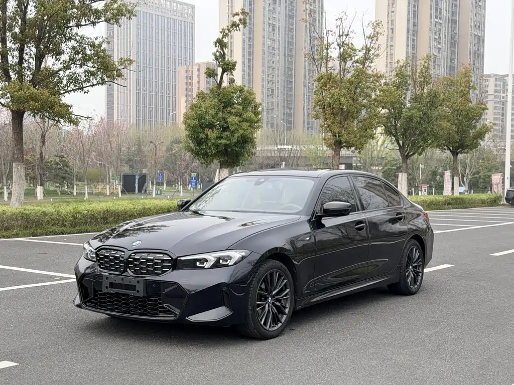 BMW 3 Series 2023