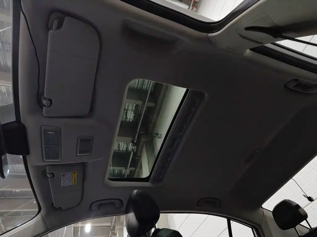 Roewe i5 — миниатюра 14