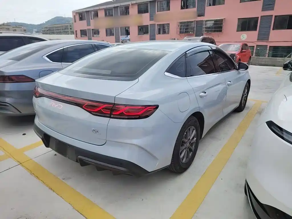 BYD Qin L — миниатюра 7