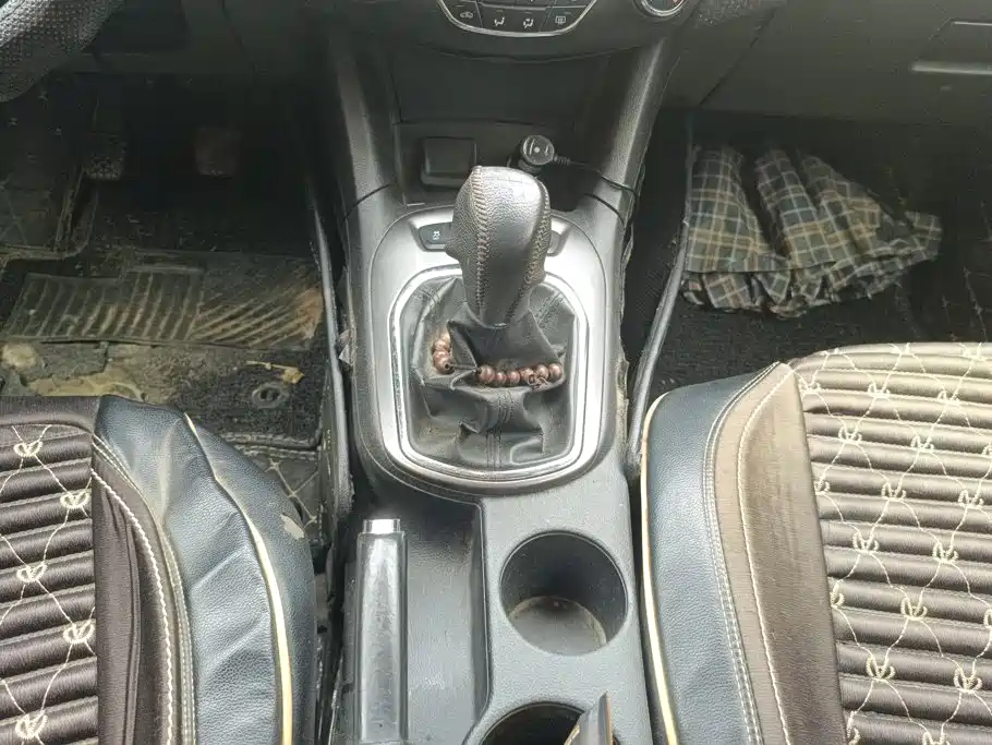 Chevrolet Cruze — миниатюра 16