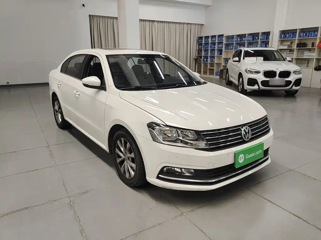 Volkswagen Lavida — миниатюра 4