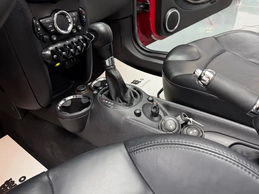 MINI Mini Roadster — миниатюра 9