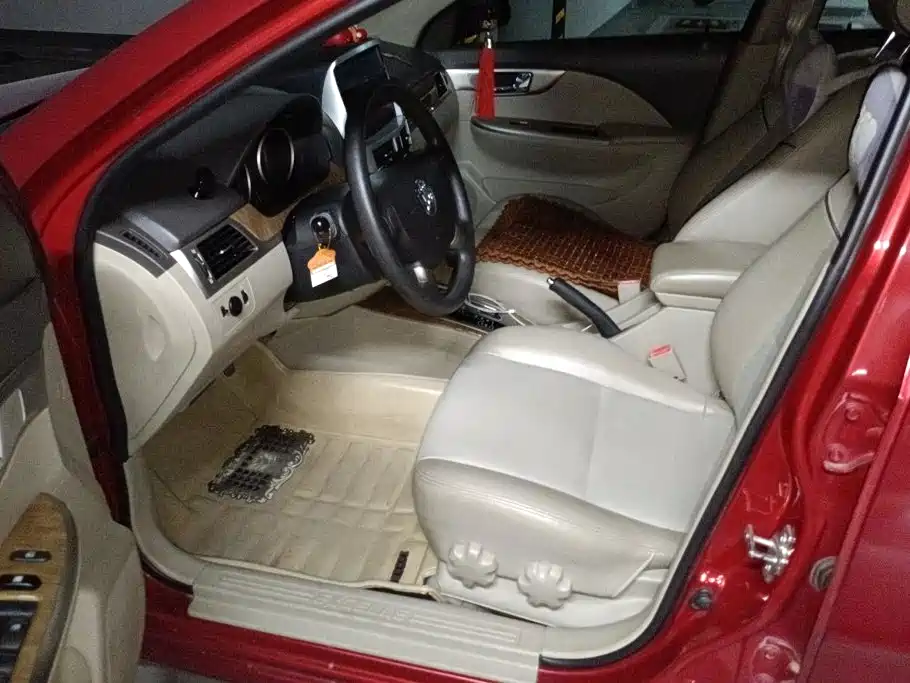 Buick Excelle — миниатюра 9