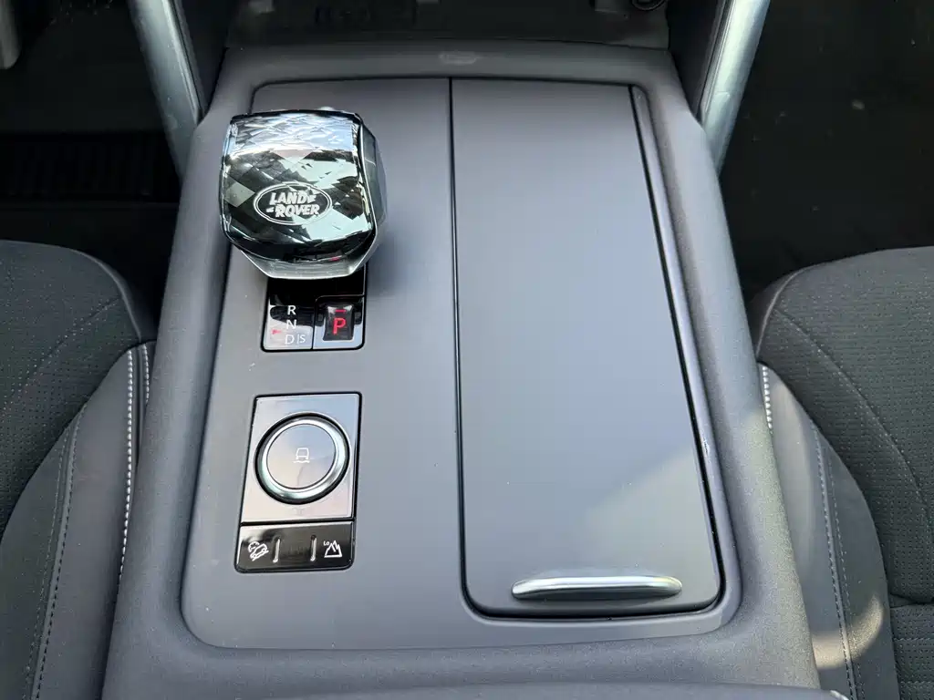 Land Rover Discovery — миниатюра 16