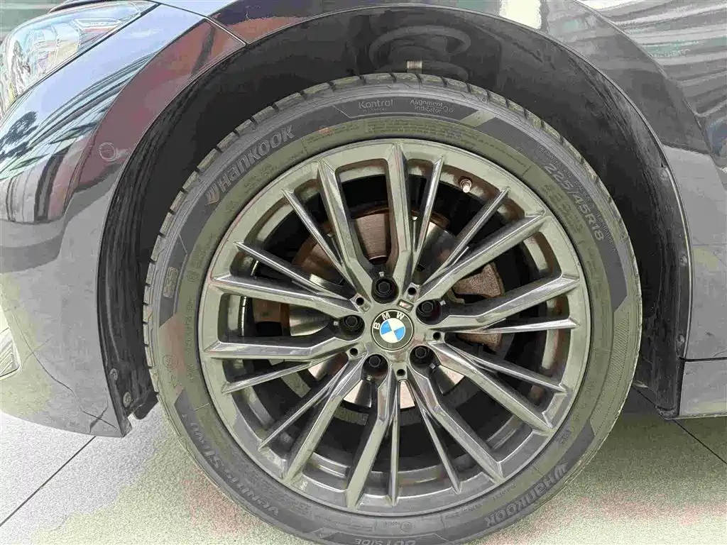 BMW 3 Series — миниатюра 20