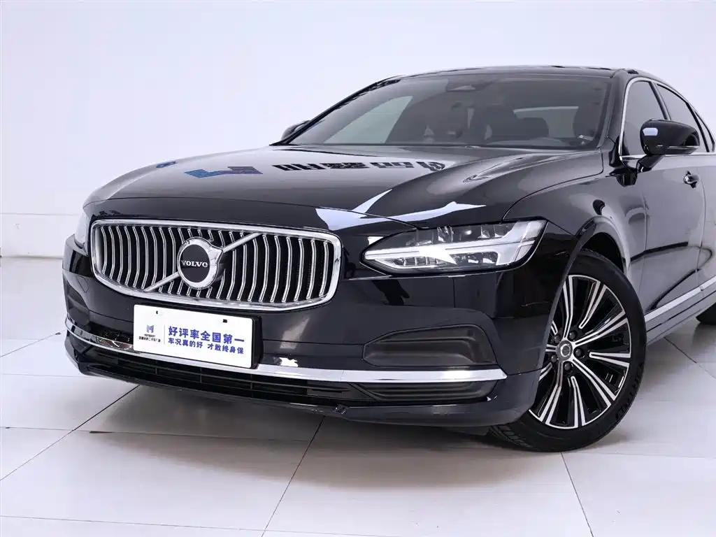 Volvo S90 2022 B5 Luxury