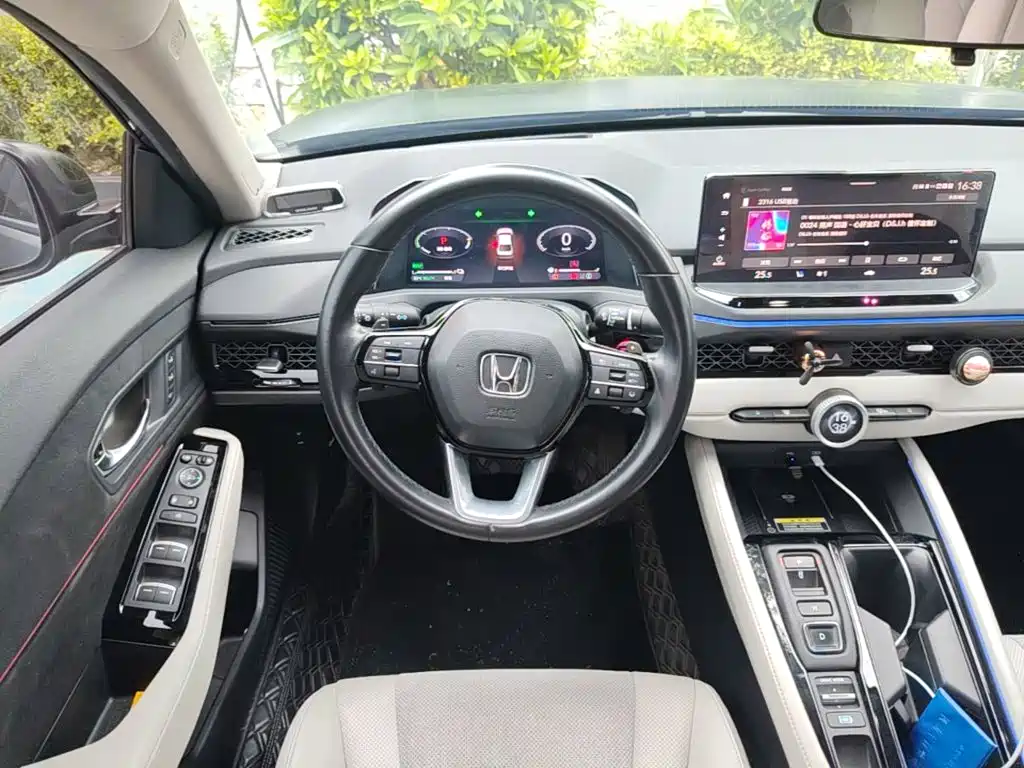 Honda Accord New Energy — миниатюра 17