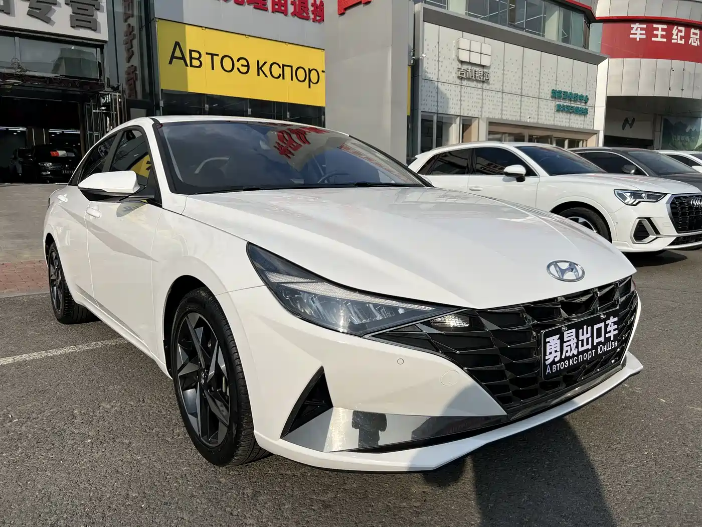Hyundai Elantra id 4514221 из Китая 12