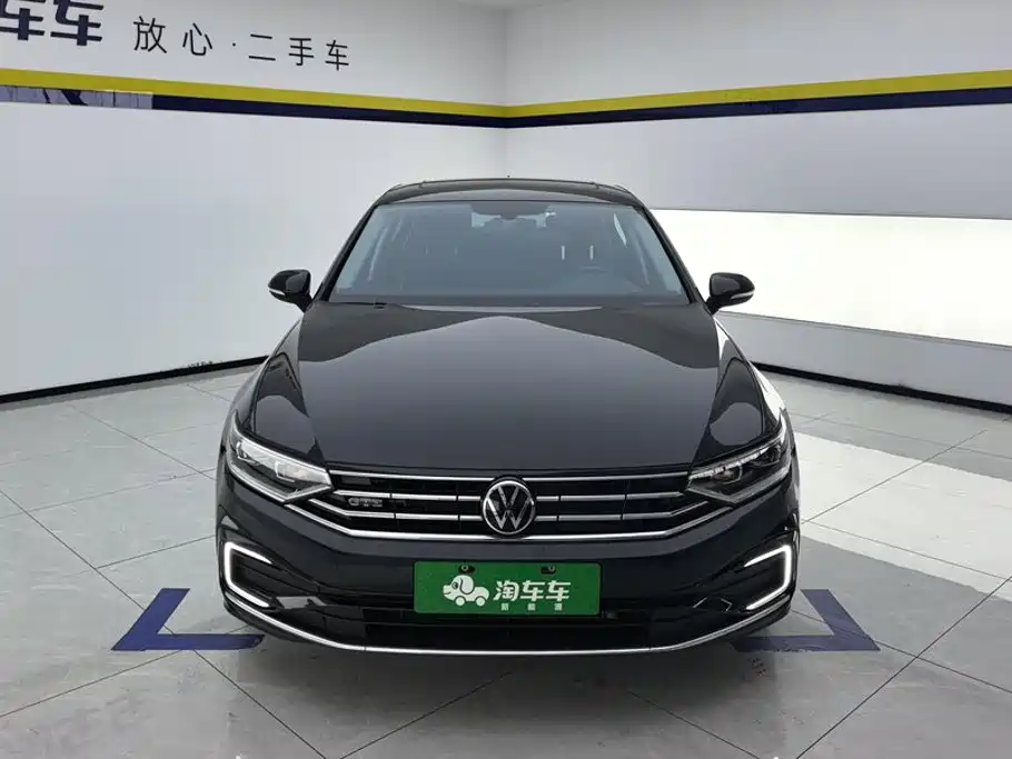 Volkswagen 迈腾 PHEV — миниатюра 2