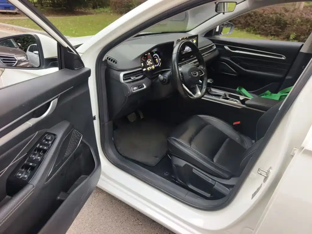 Geely Emgrand — миниатюра 17