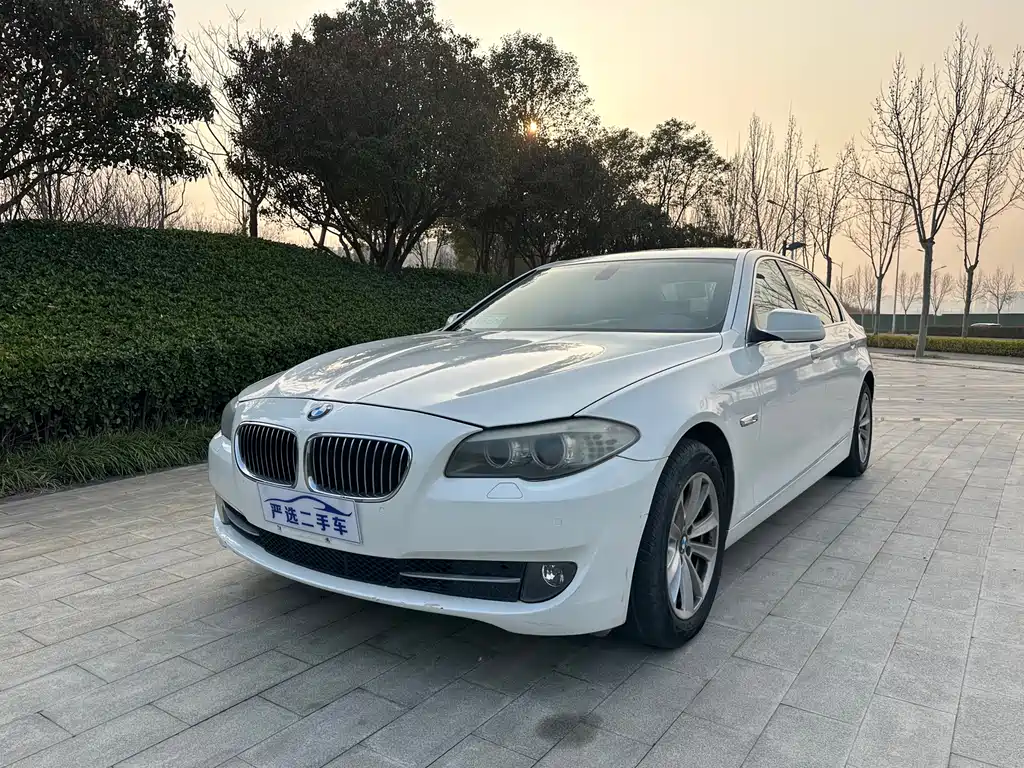 BMW 5 Series 2012