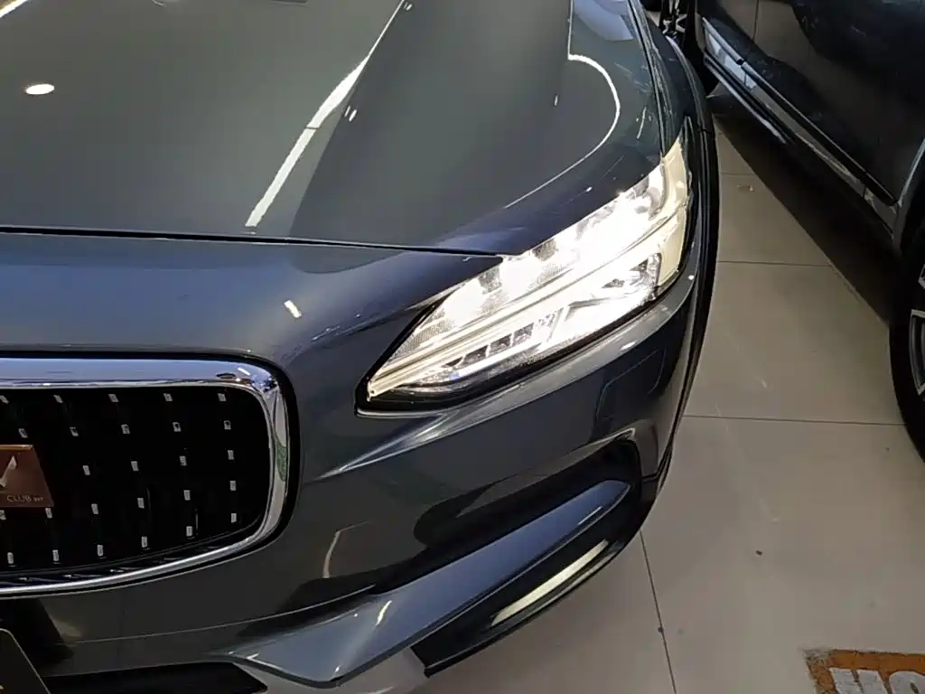 Volvo V90 — миниатюра 24