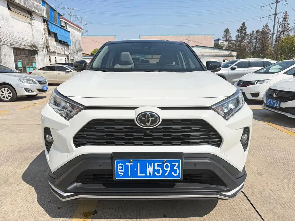TOYOTA RAV4 RONGFANG