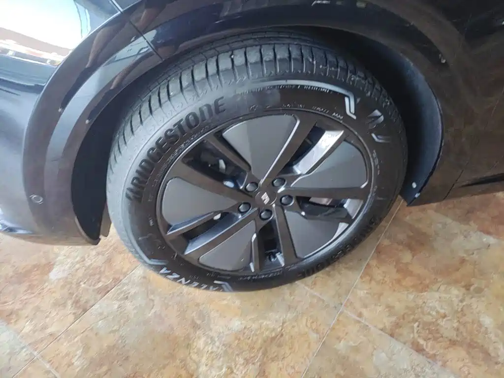 Li Auto Li L6 — миниатюра 23