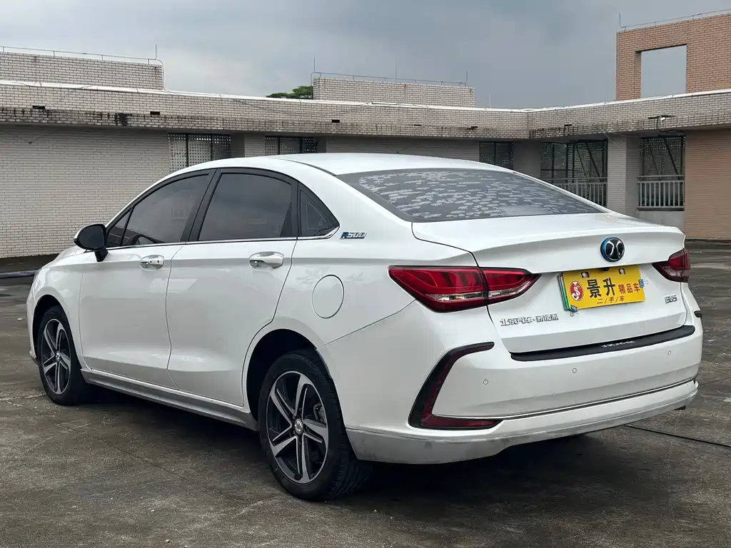 BAIC EU5 — миниатюра 7