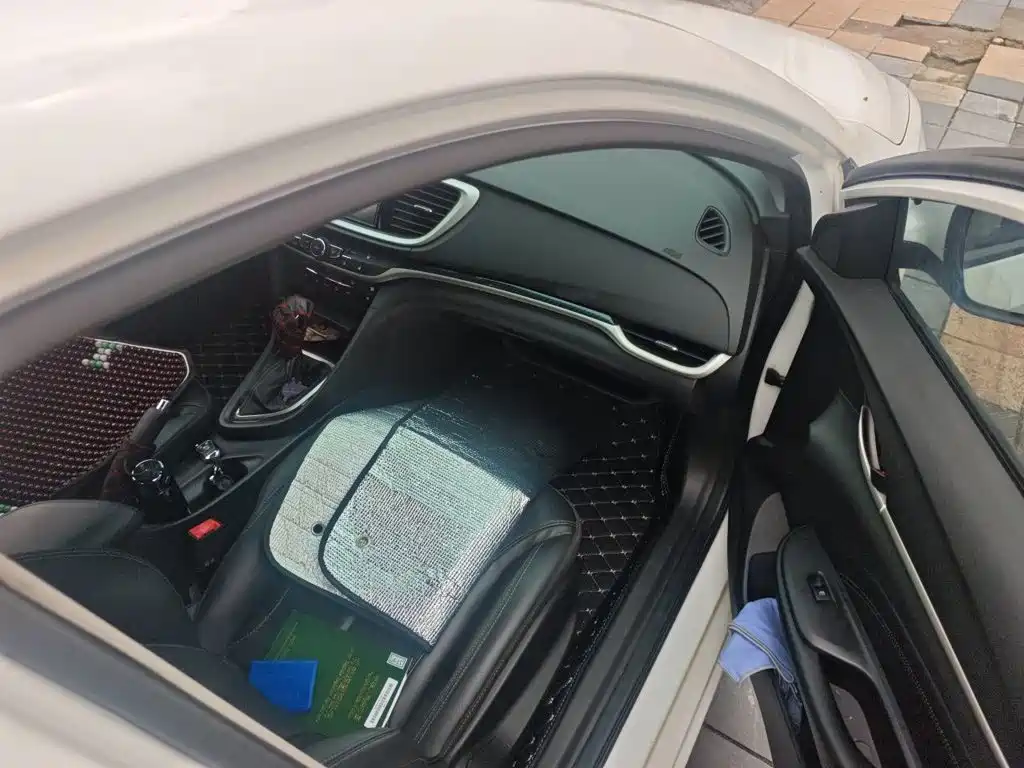 Buick Excelle — миниатюра 20
