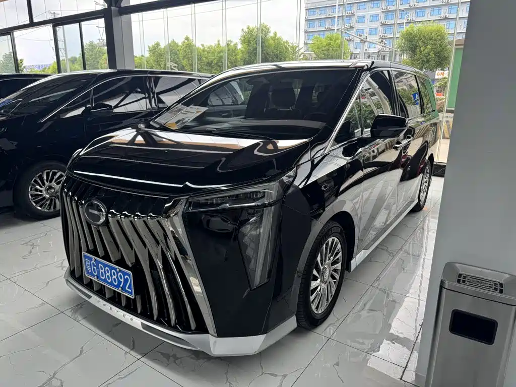 2023 GAC GN8 - zdjęcie 1 z 7