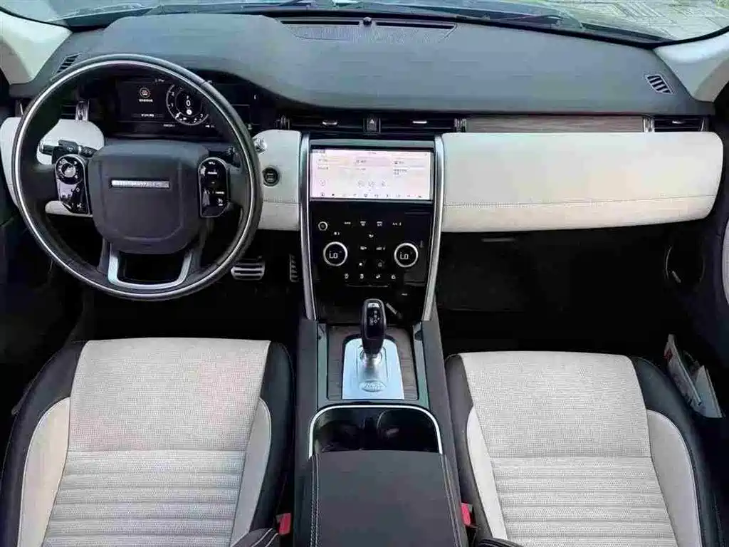 LAND ROVER DISCOVER SPORTS