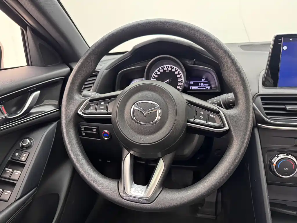 MAZDA CX 4