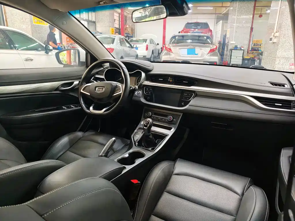 Geely Emgrand — миниатюра 7