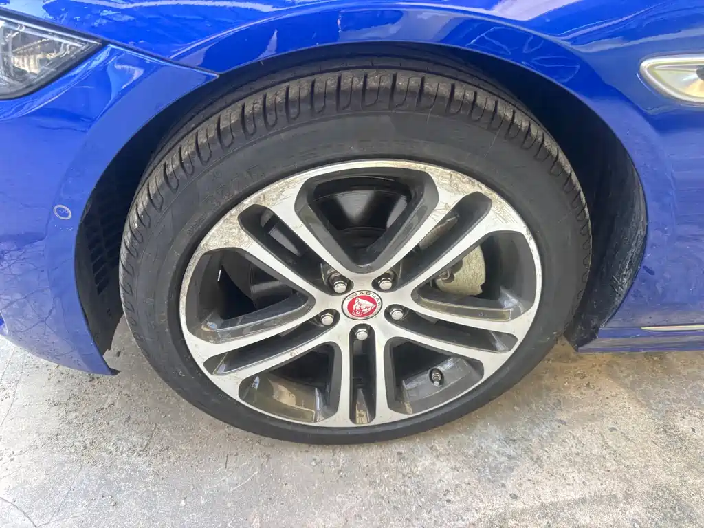 Jaguar XEL — миниатюра 3