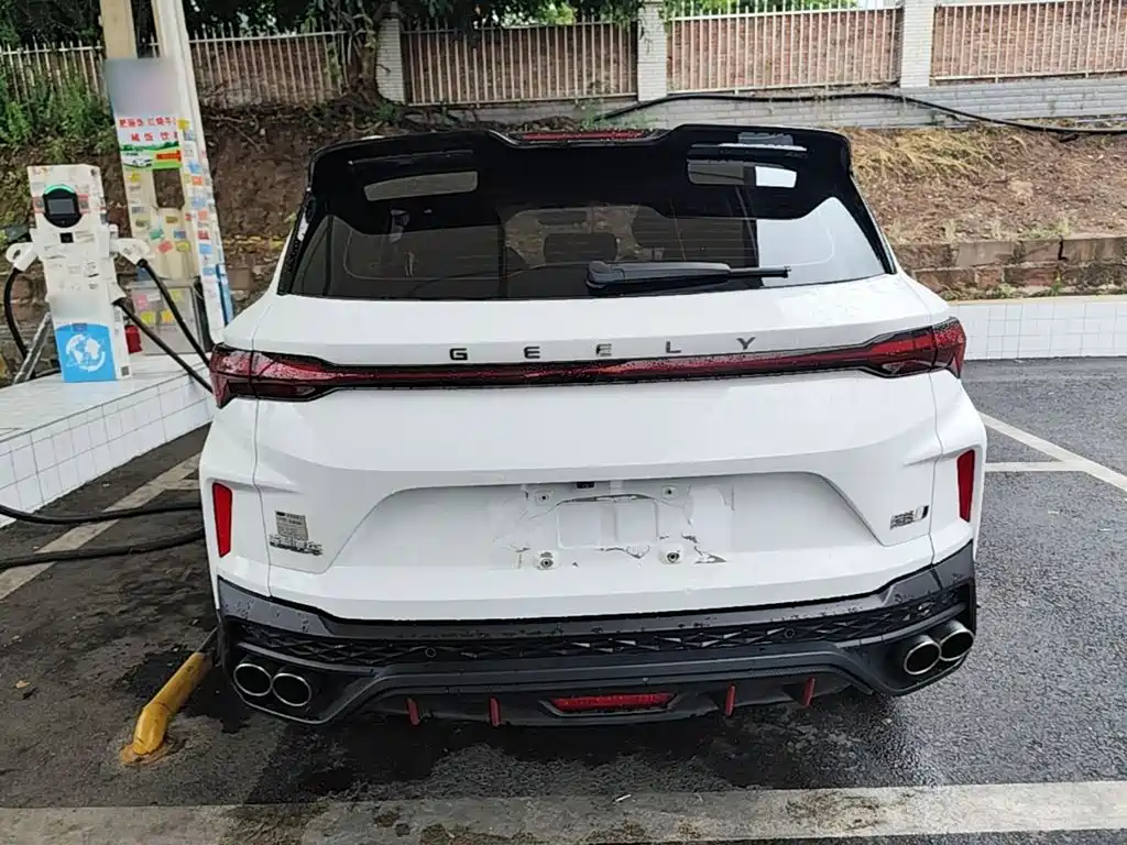 Geely Binyue — миниатюра 6