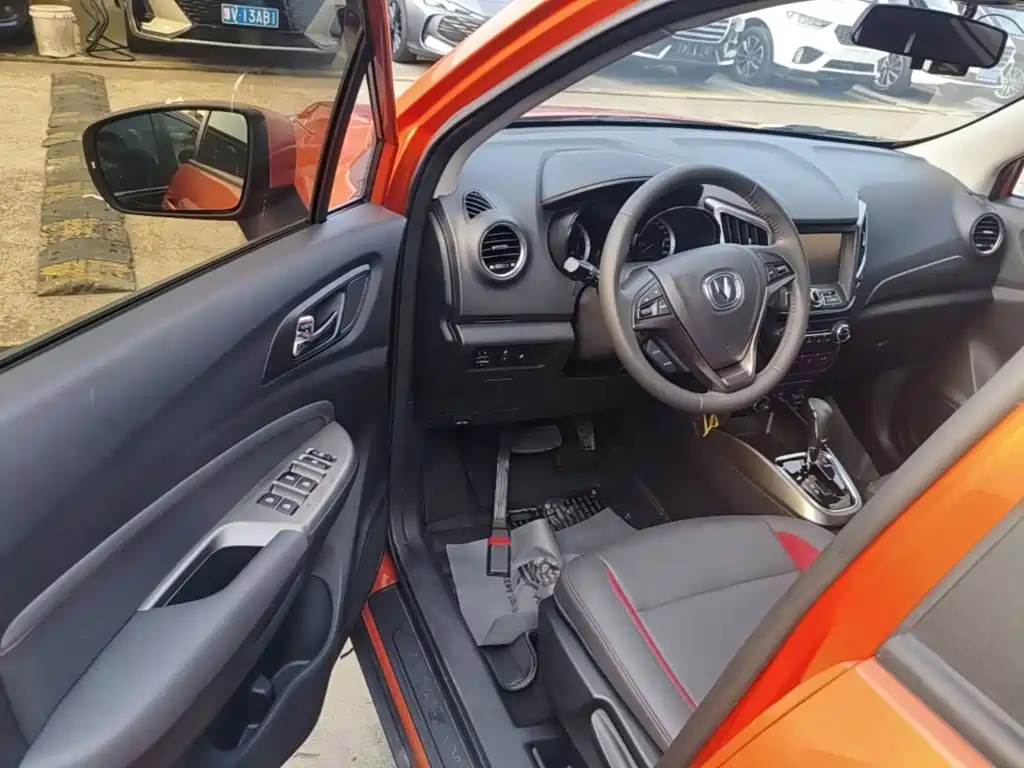Changan CS15 — миниатюра 16