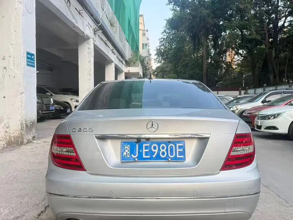 Mercedes-Benz C-Class — миниатюра 7