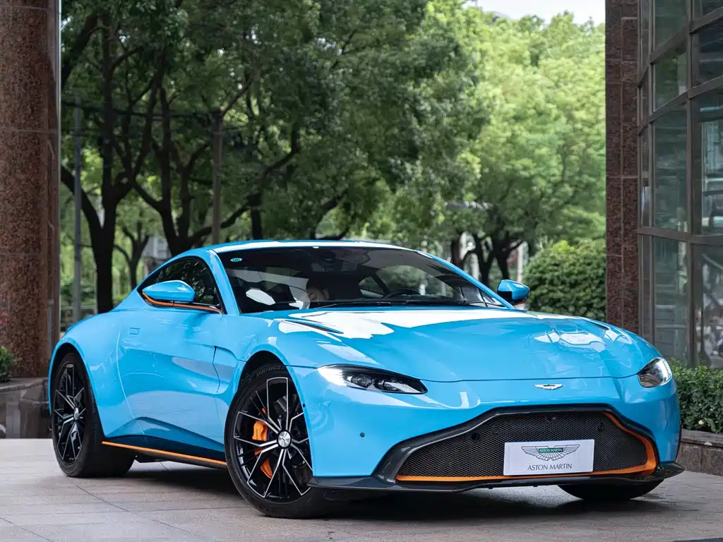Aston Martin V8 Vantage — миниатюра 3