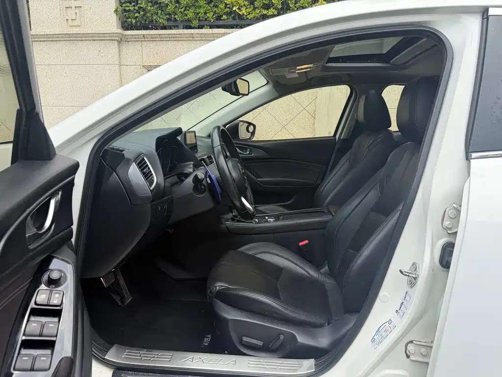 Mazda 3 Axela — миниатюра 6