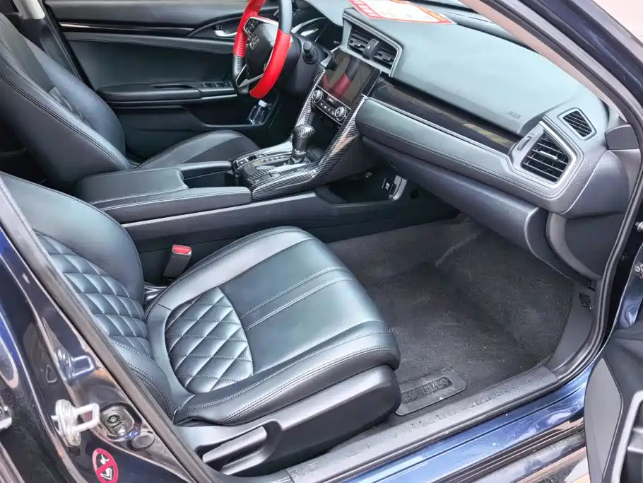 Honda Civic — миниатюра 8