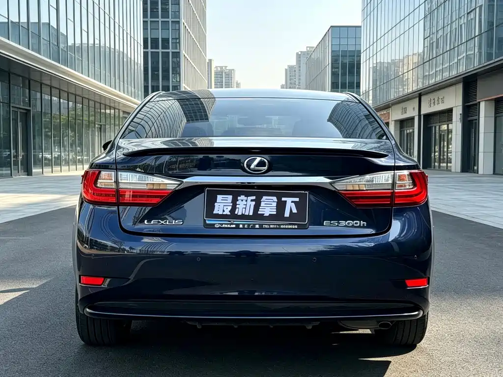 Lexus ES — миниатюра 8