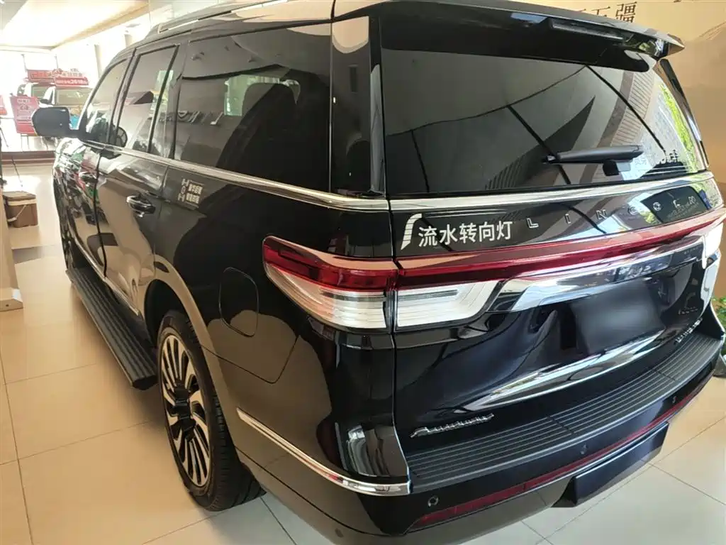 Lincoln Navigator 2024 3.5T