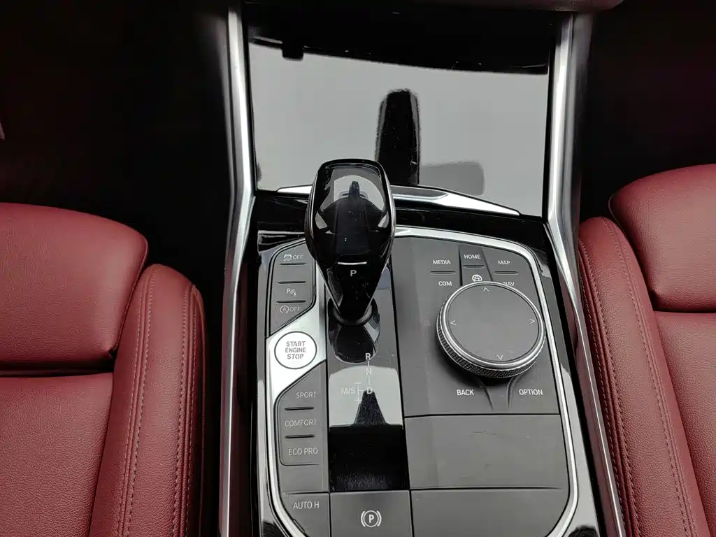 BMW 3 Series — миниатюра 13