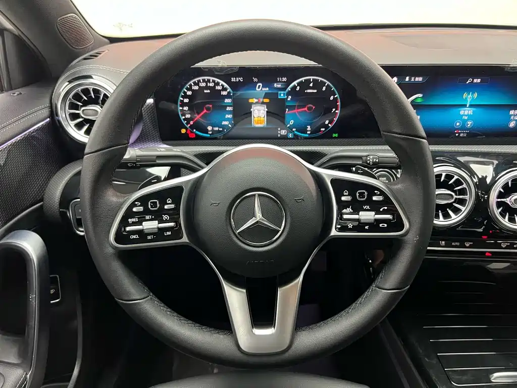 Mercedes-Benz A-Class — миниатюра 14