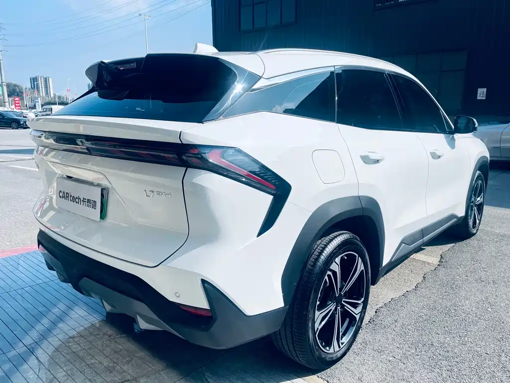 GEELY GALAXY GALAXY L7